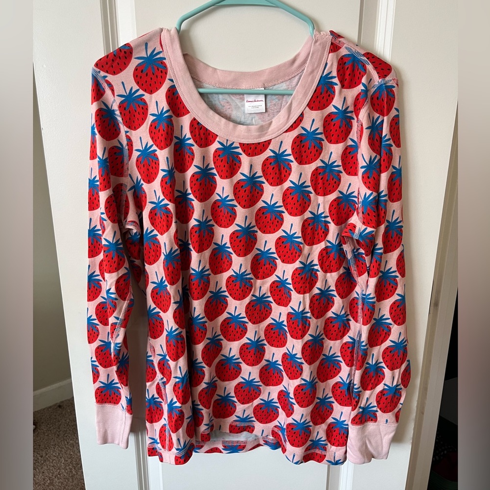 Hanna Andersson strawberry pajama top size x-large